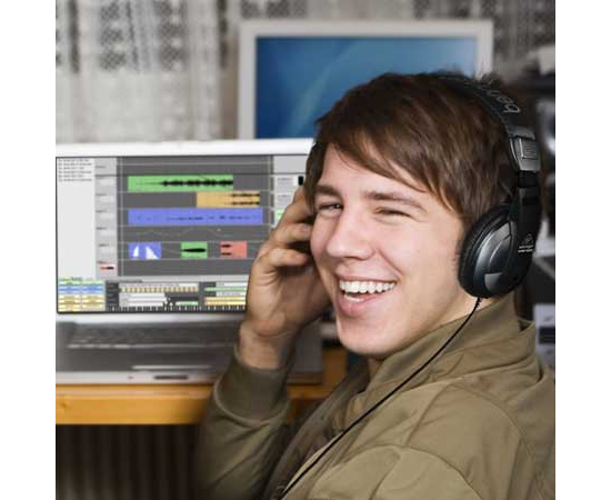 Наушники BEHRINGER HPM1000-BK