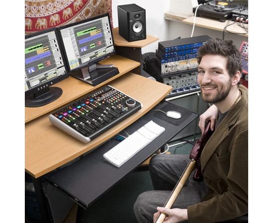 Студийные мониторы (активный + пассивный) BEHRINGER TRUTH 3.5BT