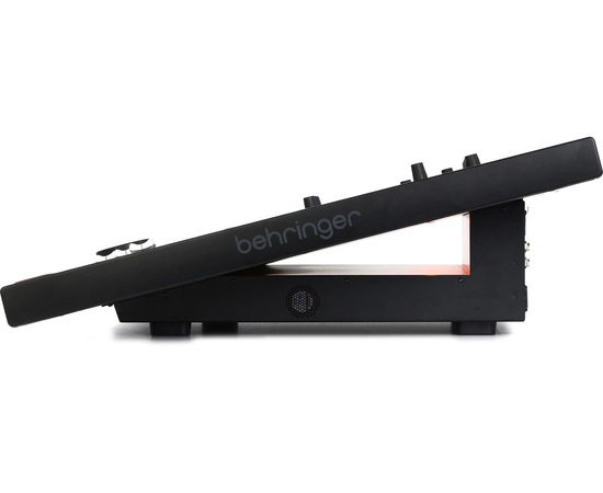 Цифровий мікшерний пульт BEHRINGER WING BK