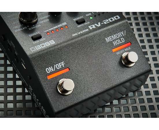 Педаль эффектов BOSS RV-200