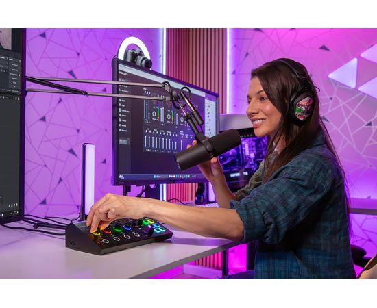 Аудіоінтерфейс / ігровий мікшер Roland BRIDGE CAST X