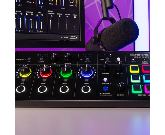 Аудіоінтерфейс / ігровий мікшер Roland BRIDGE CAST X