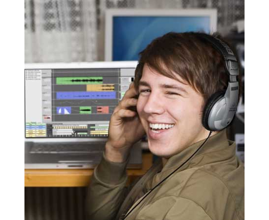 Наушники Behringer HPM1000