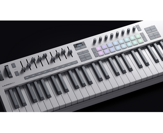 MIDI клавіатура NOVATION Launchkey 49 MK4 White Edition