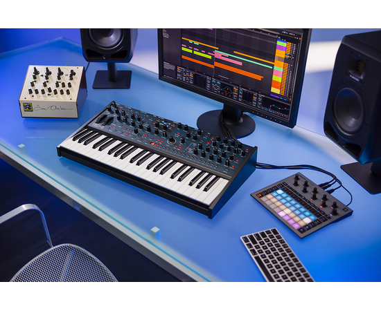 Синтезатор аналоговий Sequential (Dave Smith Instruments) Oberheim TEO-5