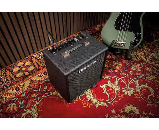 Гітарний комбопідсилювач BLACKSTAR DEBUT BASS 15