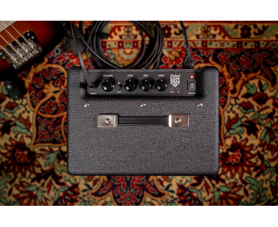Гітарний комбопідсилювач BLACKSTAR DEBUT BASS 15