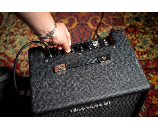 Гітарний комбопідсилювач BLACKSTAR DEBUT BASS 25