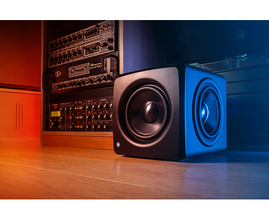 Активный студийный сабвуфер IK MULTIMEDIA iLoud Sub