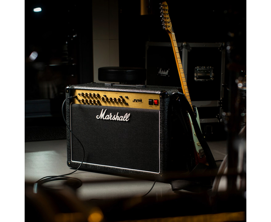 Комбоусилитель Marshall JVM205C Combo