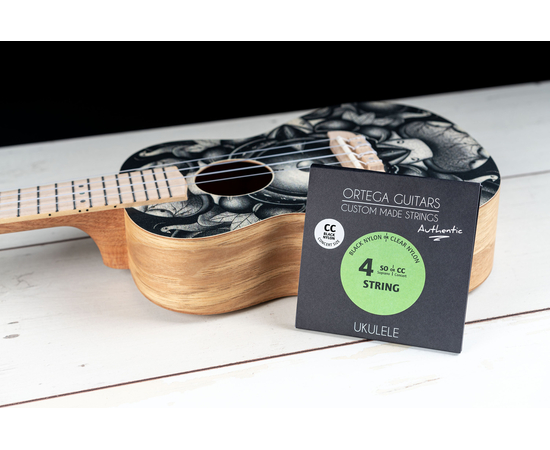 Струни для укулеле концерт Ortega Custom Authentic Black Nylon UKABK-CC