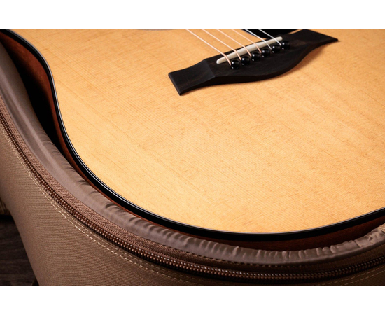 Электроакустическая гитара TAYLOR 110Ce