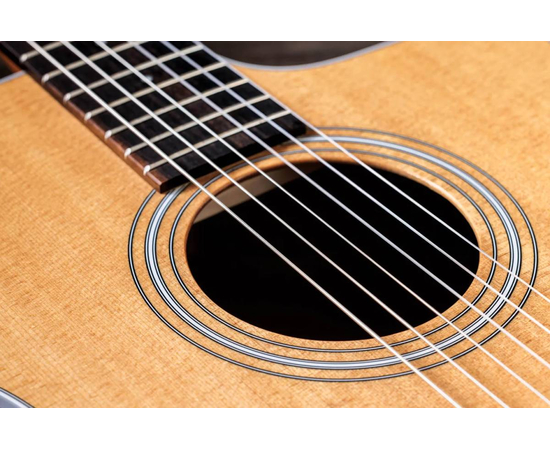 Классическая гитара со звукоснимателем TAYLOR 214Ce-N