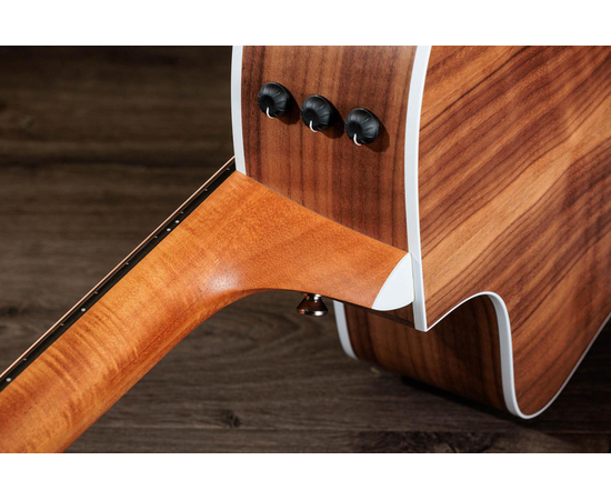 Электроакустическая гитара TAYLOR 214Ce