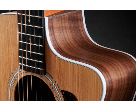 Электроакустическая гитара TAYLOR 214Ce