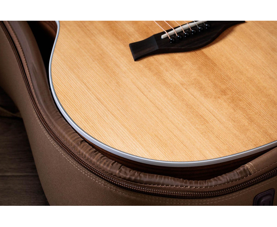 Электроакустическая гитара TAYLOR 214Ce