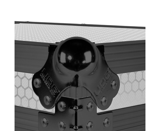 Переносной складной стол для диджеев UDG Ultimate FlightCase Portable Z-Style DJ Table Wh Plus(W) (U91072WH)
