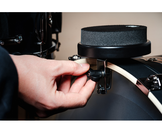 Тренировочный пэд с креплением на бас-барабан Meinl MBDMP4BK Marshmallow Black 4"